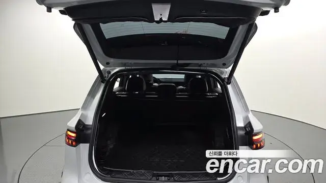 Renault Samsung Grand Koleos 2025 — Photo 4/36