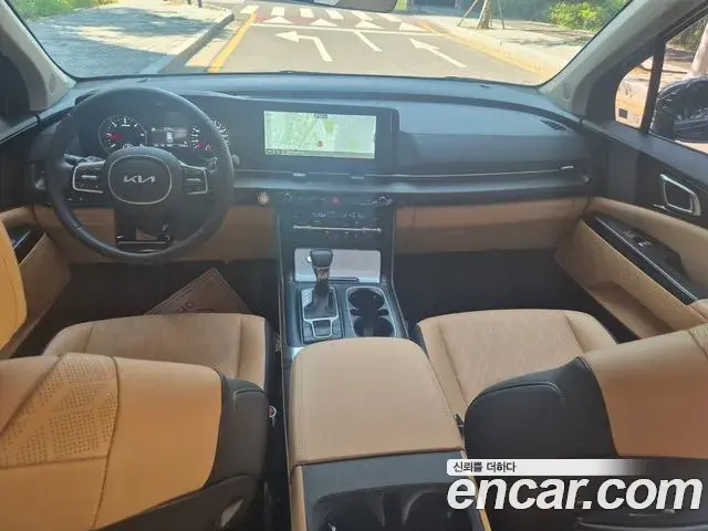 Kia Carnival 2022 — Photo 13/19