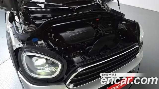 Mini Cooper Countryman 2023 — Photo 6/20