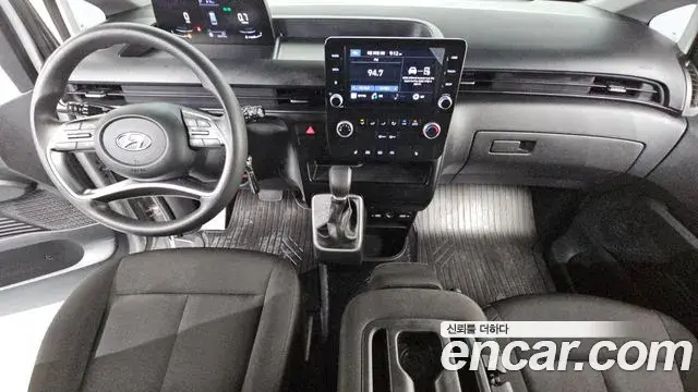 Hyundai Staria 2022 — Фото 7/20