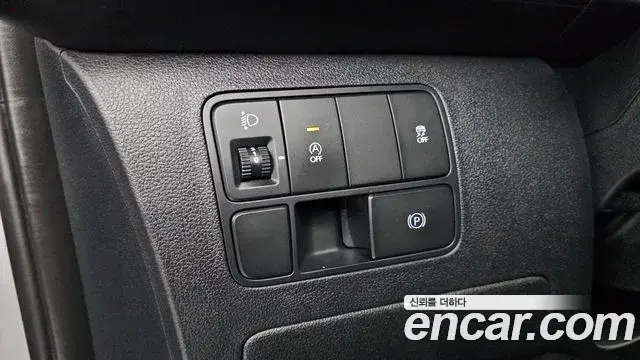 Hyundai Staria 2022 — Фото 14/20