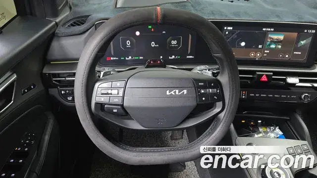 Kia Sportage 2025 — Photo 15/36