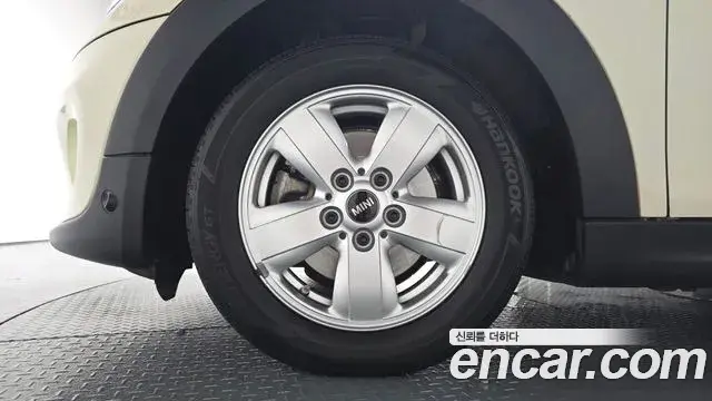 Mini Cooper 2020 — Photo 5/20