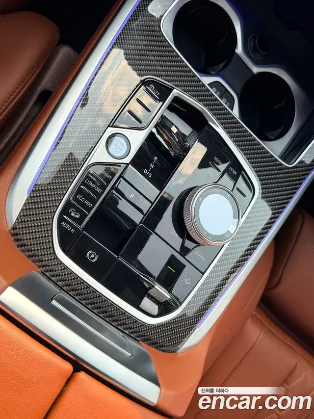 BMW X7 2025 — Photo 14/20
