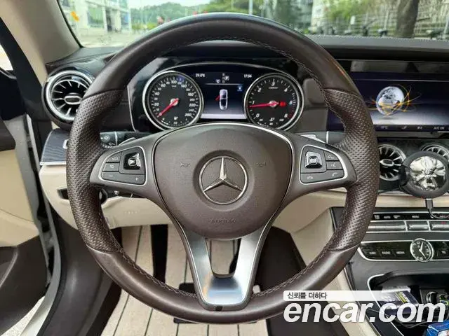 Mercedes-Benz E-Class 2018 — Фото 7/19