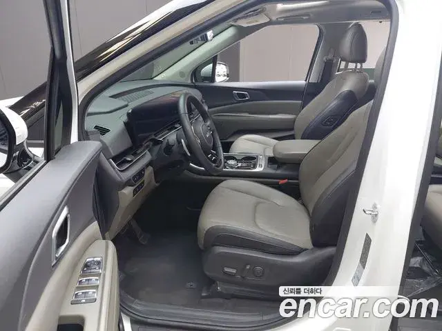 Kia Carnival 2024 — Şəkil 24/30