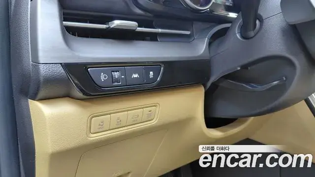 Kia Carnival 2021 — Фото 12/20