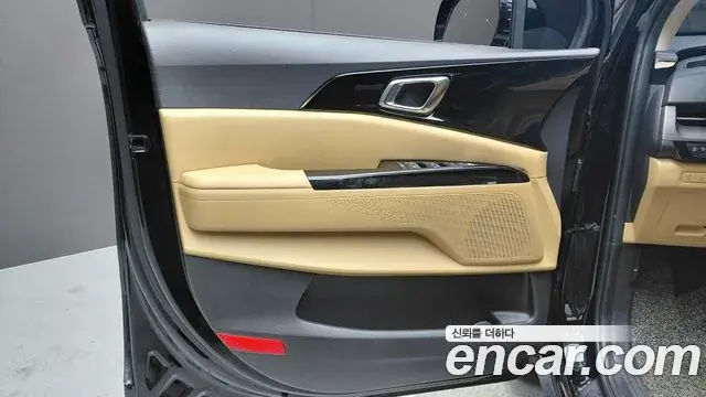 Kia Carnival 2021 — Şəkil 4/30