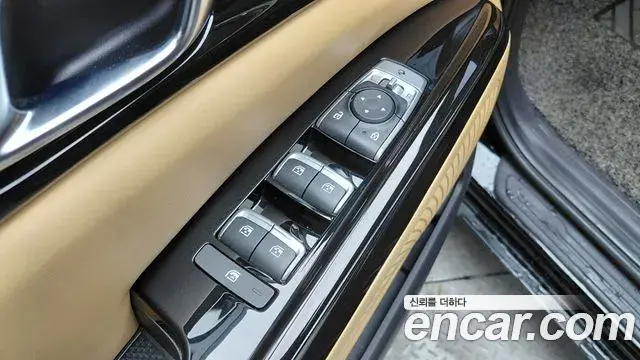 Kia Carnival 2021 — Şəkil 15/30