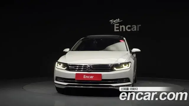 Volkswagen Passat GT 2018 — Фото 3/20