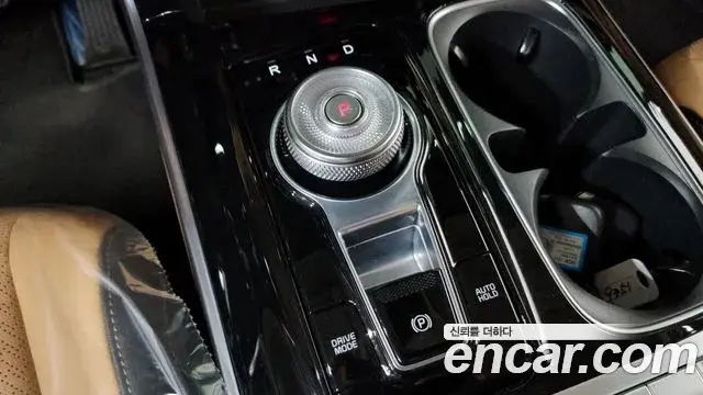 Kia Carnival 2020 — Photo 9/20