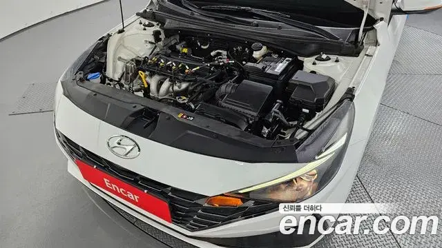 Hyundai Avante 2022 — Photo 6/20