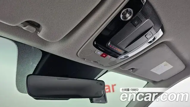 Kia Sorento 2023 — Фото 19/20