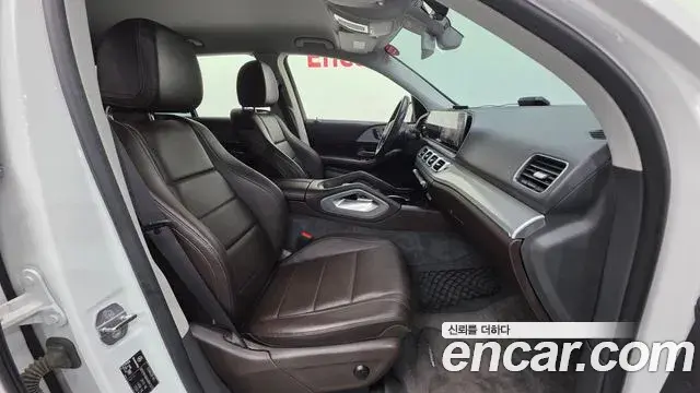 Mercedes-Benz GLE-Class 2019 — Фото 9/20