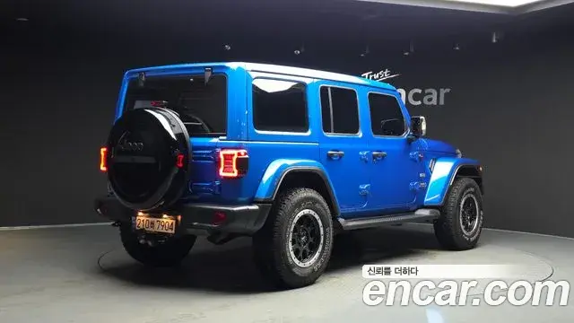 Jeep Wrangler 2021 — Фото 2/20