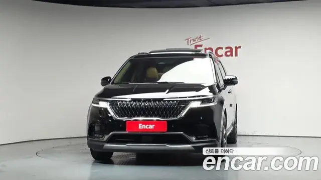 Kia Carnival 2022 — Фото 3/20