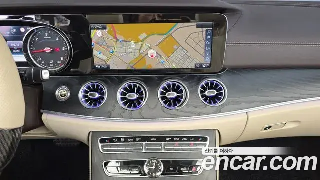 Mercedes-Benz E-Class 2018 — Фото 13/20