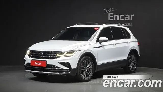 Volkswagen Tiguan 2023 — Photo 25/31