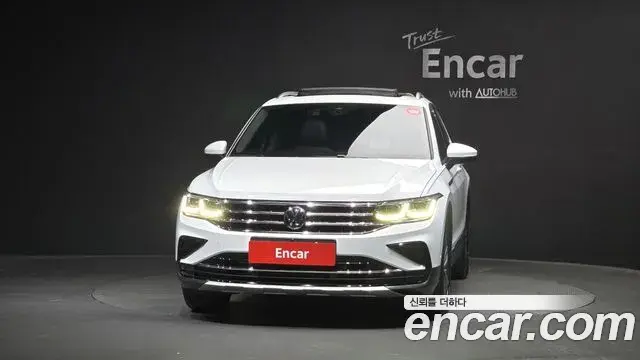 Volkswagen Tiguan 2023 — Photo 6/31