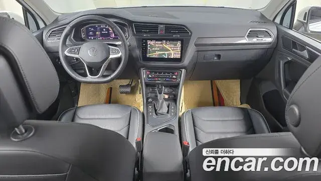 Volkswagen Tiguan 2023 — Photo 27/31
