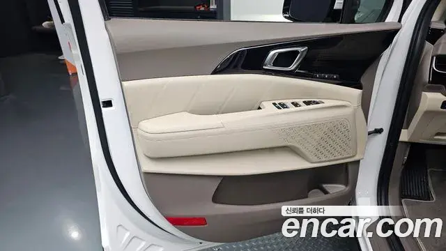 Kia Carnival 2024 — Photo 23/30