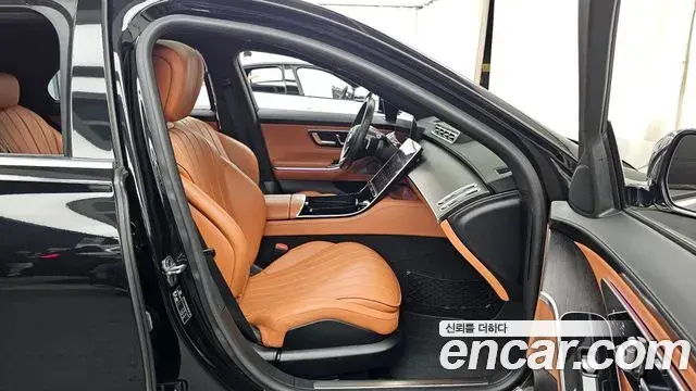 Mercedes-Benz S-Class 2022 — Фото 11/20