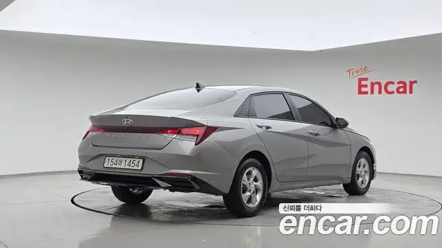 Hyundai Avante 2022 — Photo 2/20