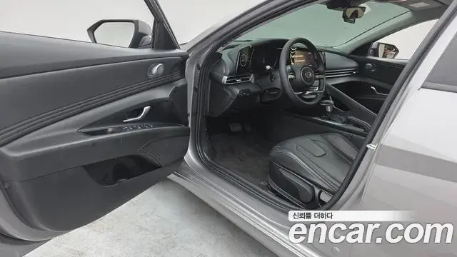 Hyundai Avante 2022 — Photo 10/20