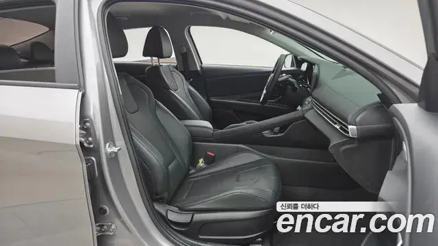 Hyundai Avante 2022 — Photo 12/20