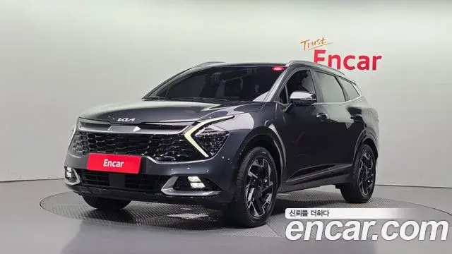 Kia Sportage 2022 — Фото 1/20