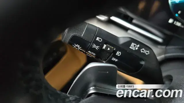 Kia Carnival 2020 — Photo 17/20