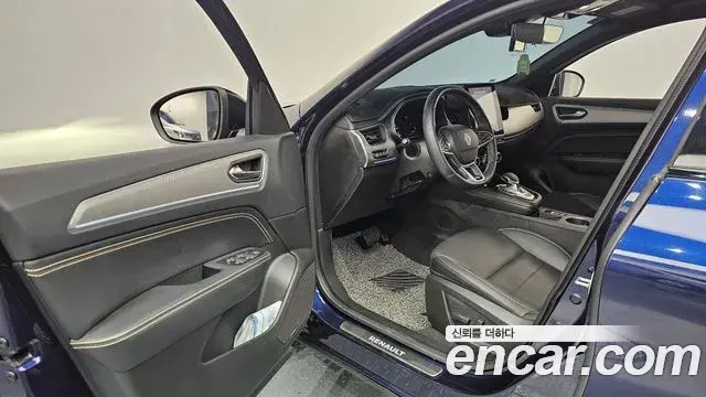 Renault Samsung Arkana 2024 — ფოტო 30/35