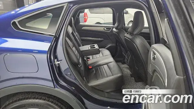 Renault Samsung Arkana 2024 — ფოტო 25/35