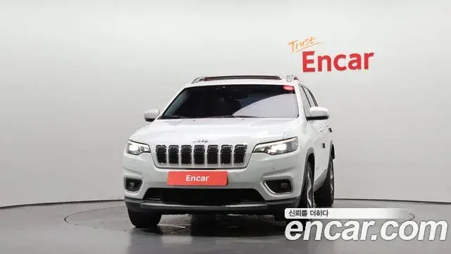 Jeep Cherokee 2020 — Фото 3/20