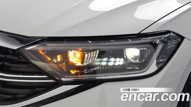 Volkswagen Jetta 2022 — Photo 13/32