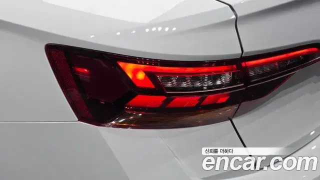 Volkswagen Jetta 2022 — Photo 22/32