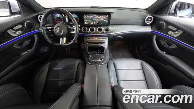 Mercedes-Benz E-Class 2021 — Фото 7/20