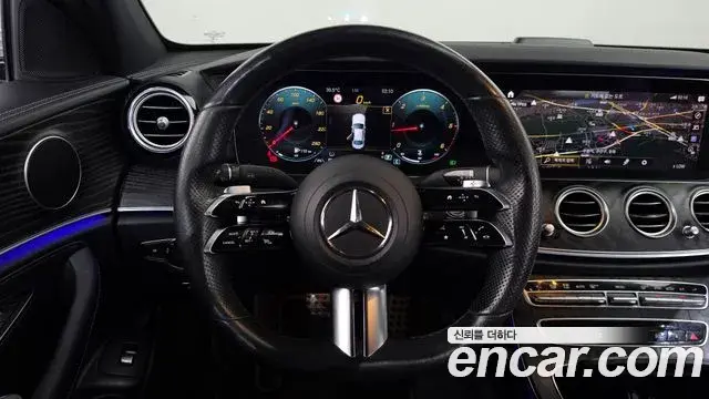 Mercedes-Benz E-Class 2021 — Фото 13/20