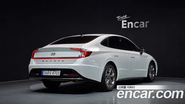Hyundai Sonata 2021 — Фото 2/20