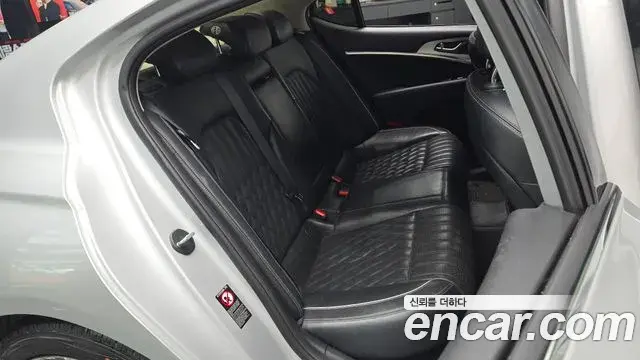 Genesis G70 2018 — Şəkil 29/31