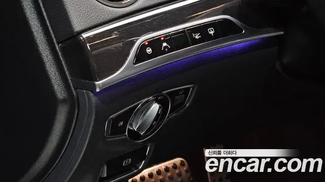 Mercedes-Benz S-Class 2018 — Фото 11/20