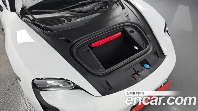 Porsche Taycan 2023 — Photo 6/37