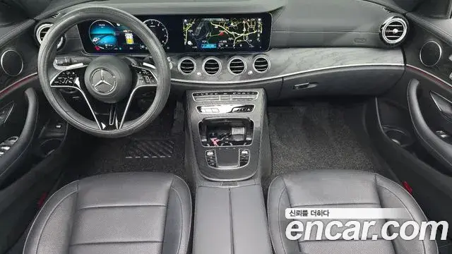 Mercedes-Benz E-Class 2023 — Фото 7/20