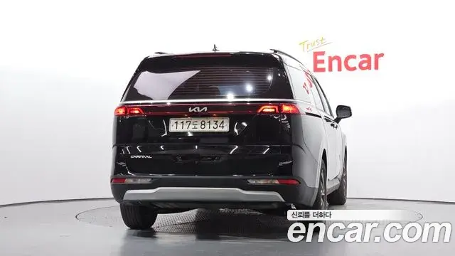 Kia Carnival 2022 — Фото 4/20
