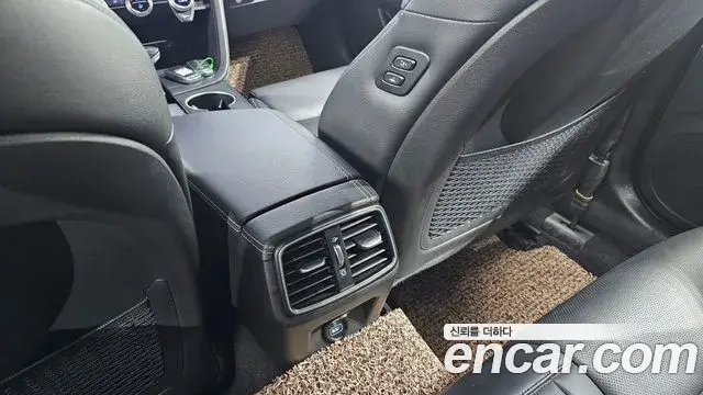 Genesis G70 2018 — Şəkil 14/32