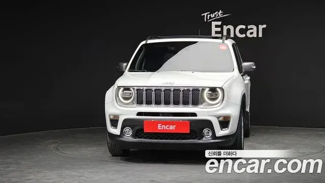 Jeep Renegade 2021 — Photo 11/30