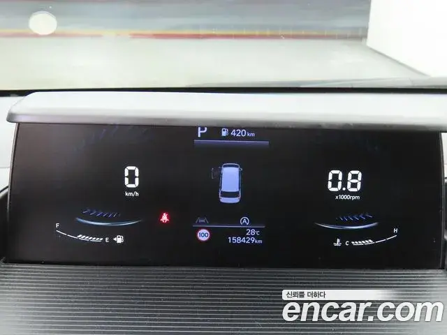 Hyundai Staria 2022 — Фото 8/20