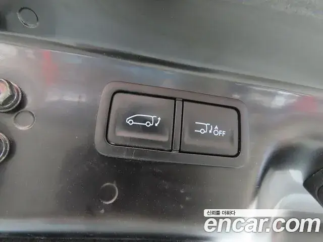 Hyundai Staria 2022 — Фото 15/20