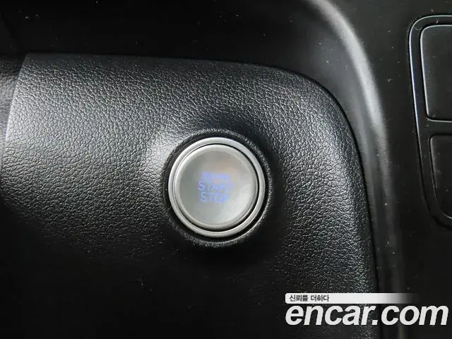 Hyundai Staria 2022 — Фото 16/20