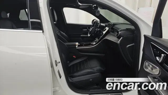 Mercedes-Benz GLC-Class 2024 — Photo 11/20